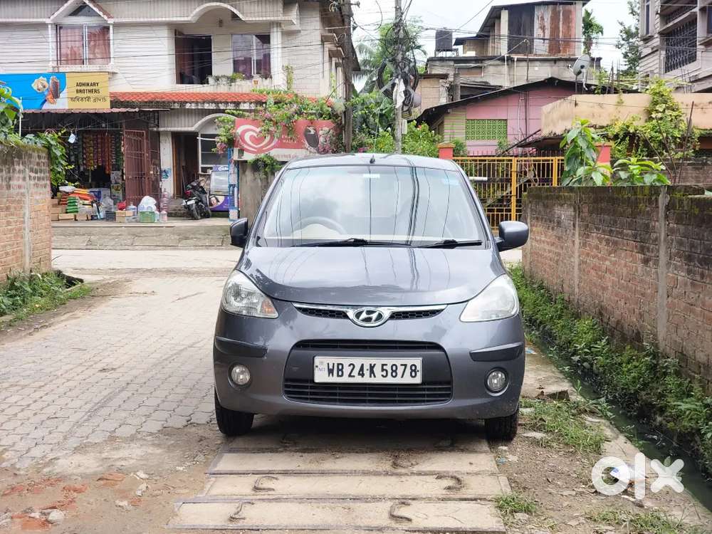 Hyundai I10 Magna 1.2 Petrol Manual 2009  1.12 Lakh Km  2nd Owner