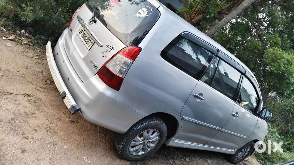 Toyota Innova 2010 Diesel Well Maintained