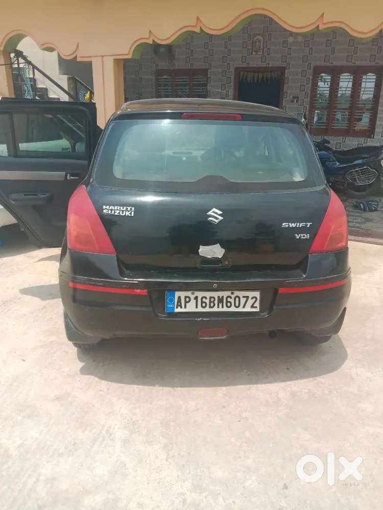 Maruti Suzuki Swift 2009 Diesel 110000 Km Driven