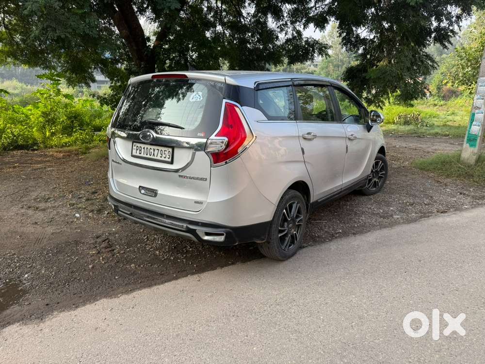 Mahindra Marazzo 1.5 M8 2018