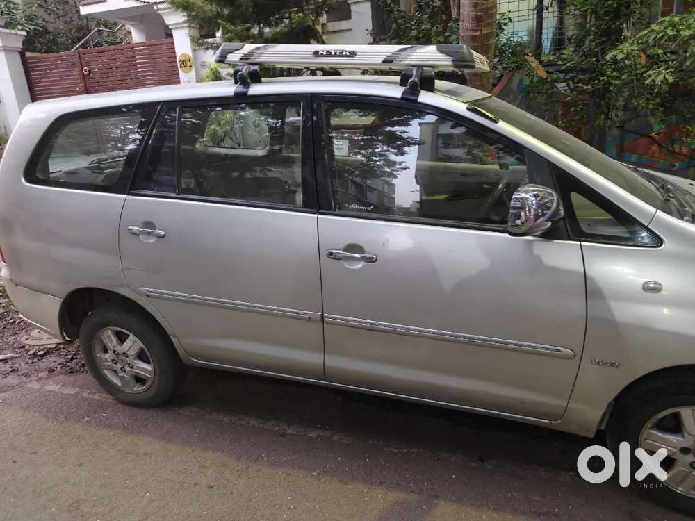 Toyota Innova 2007 Petrol + Cng 141590 Km Driven