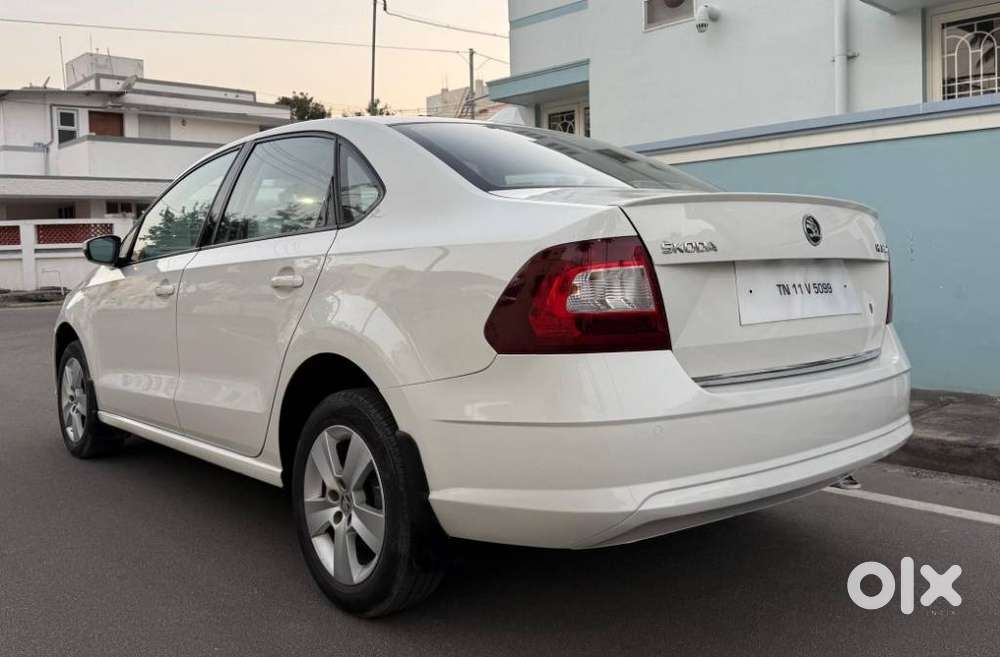 Skoda Rapid 1.5 Tdi Style/1.5 At Style, 2017, Diesel