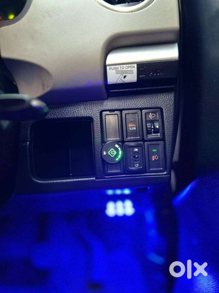 Maruti Suzuki Wagon R Vxi Amt1.2, 2017, Cng & Hybrids