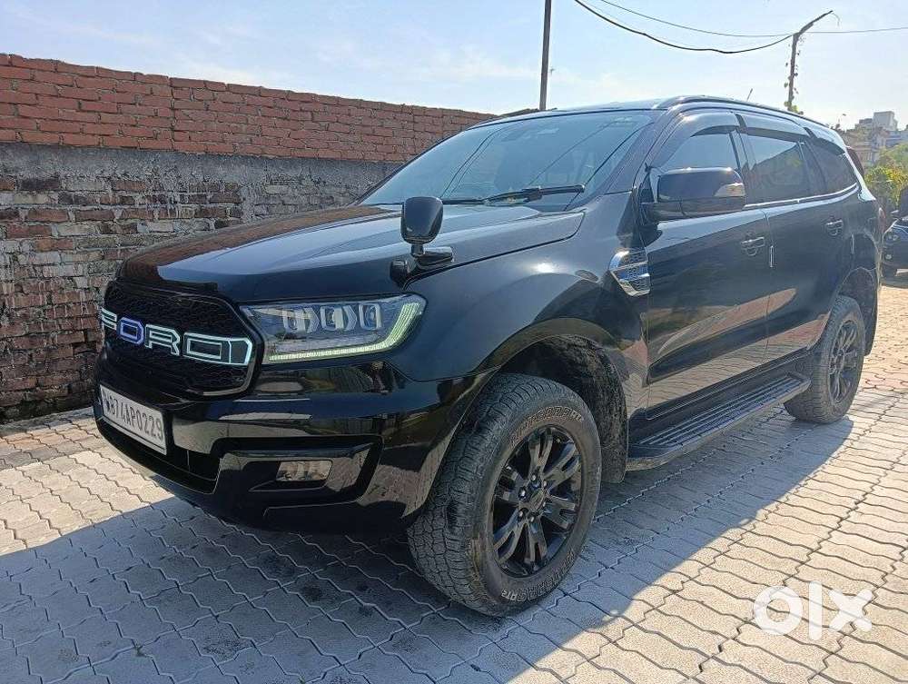 Ford Endeavour Titanium 4x2, 2017, Diesel