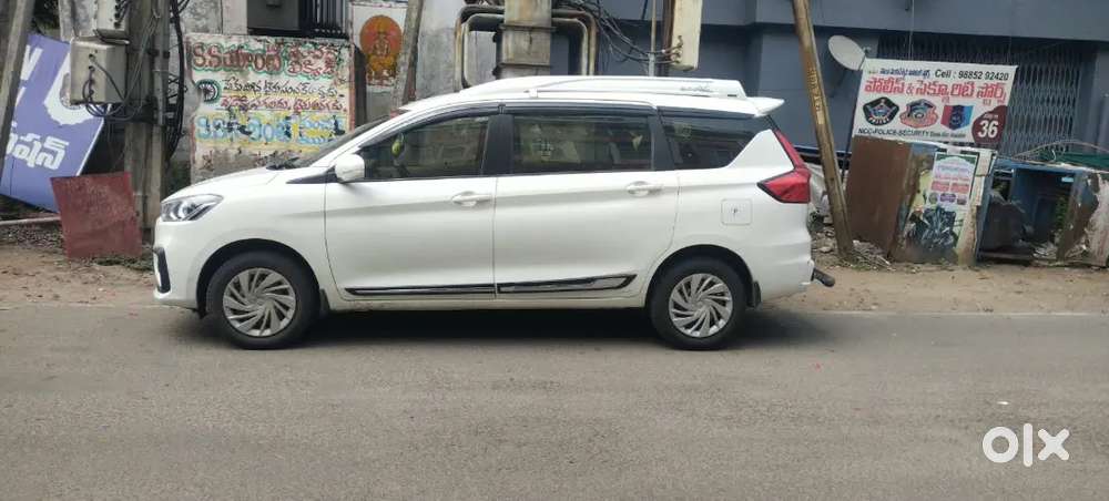 Maruti Suzuki Ertiga 2024 Petrol Manual