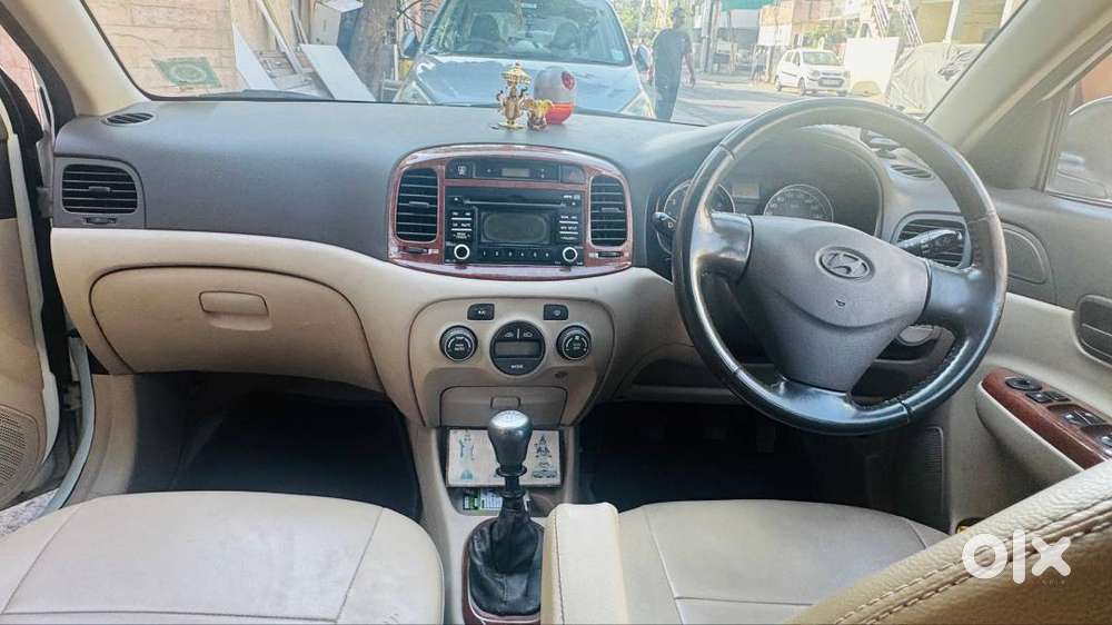 Well-maintained Hyundai Verna 2011 Sx Petrol,single Owner,doctor Drive