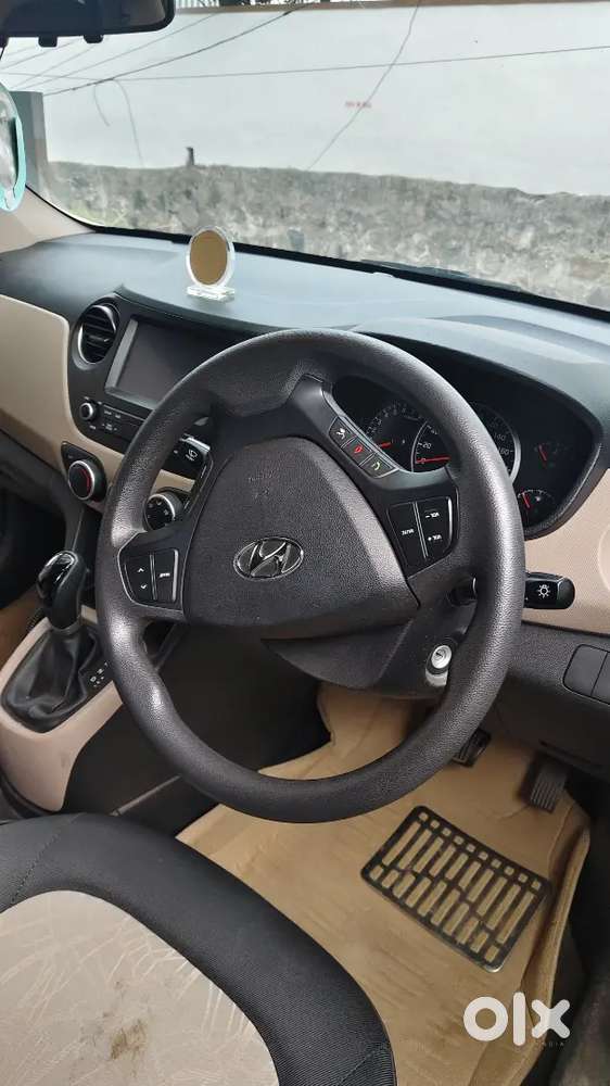 Hyundai Grand I10 2017 Petrol Well Maintained