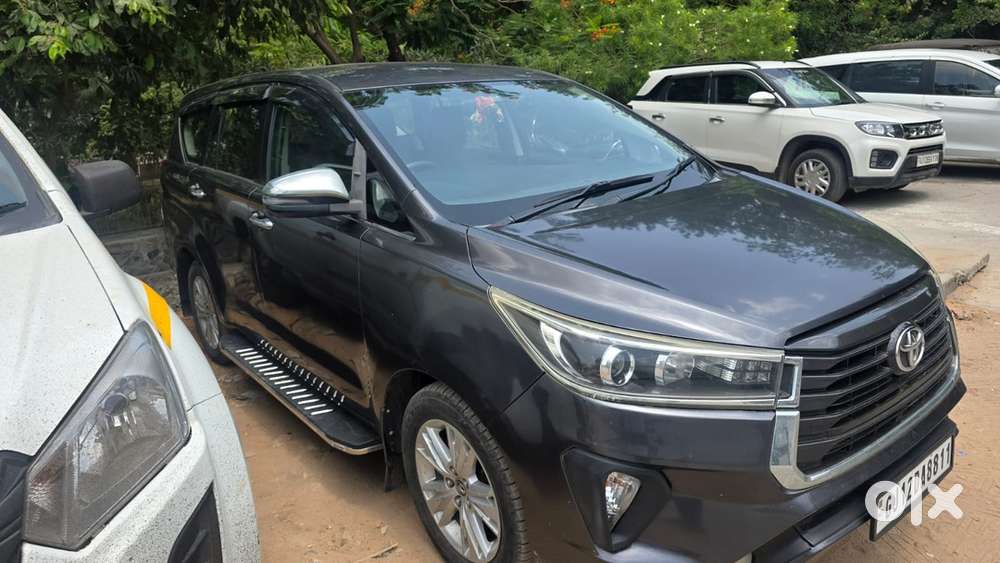 Toyota Innova Crysta Diesel 2016