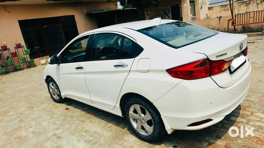Honda City 2016 Diesel Well Maintained
