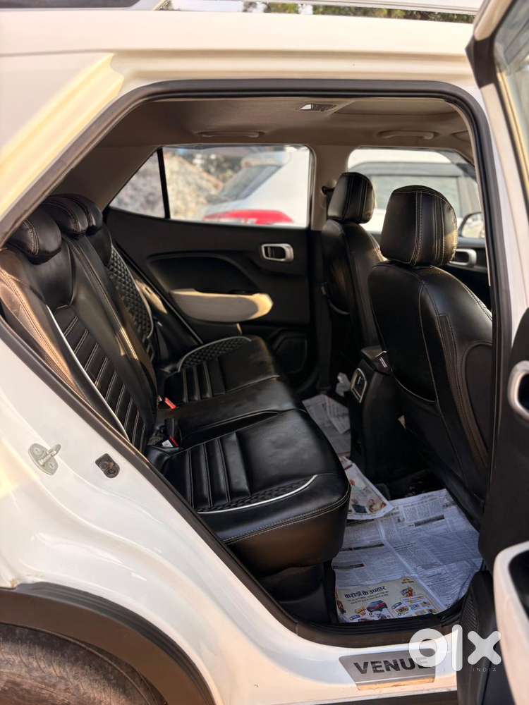 Hyundai Venue Sx Mt, 2023, Diesel