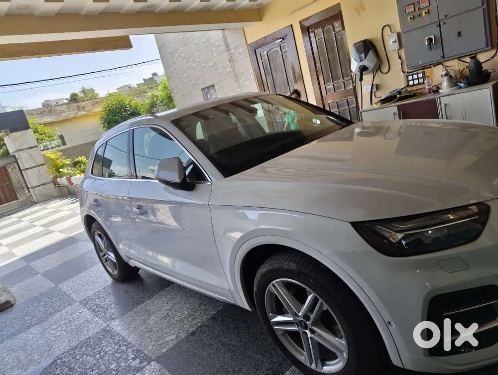 Audi Q5 2022 Showroom Condition
