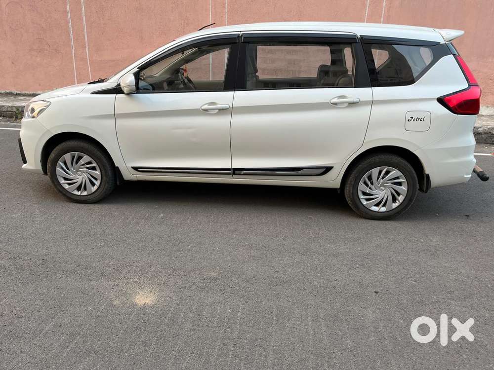Maruti Suzuki Ertiga 1.5 Vxi Shvs, 2022, Petrol