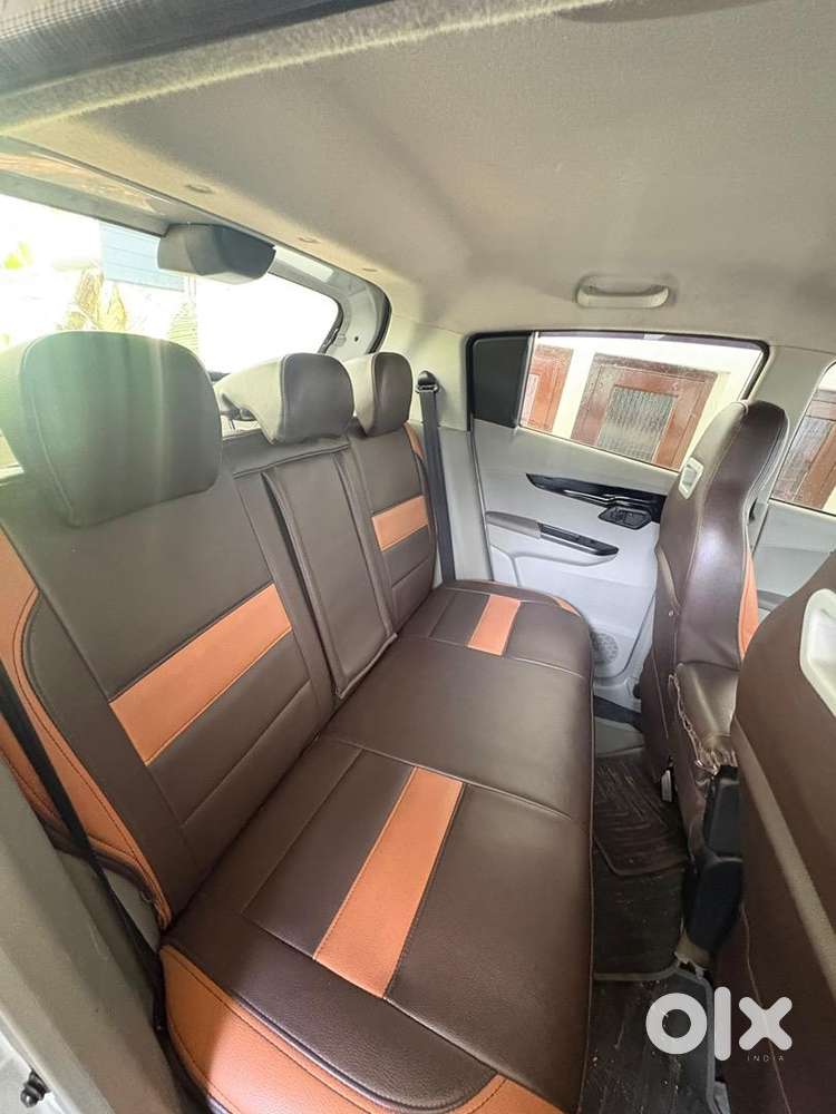 Mahindra Car 2017 Year Price Negotiable Annu