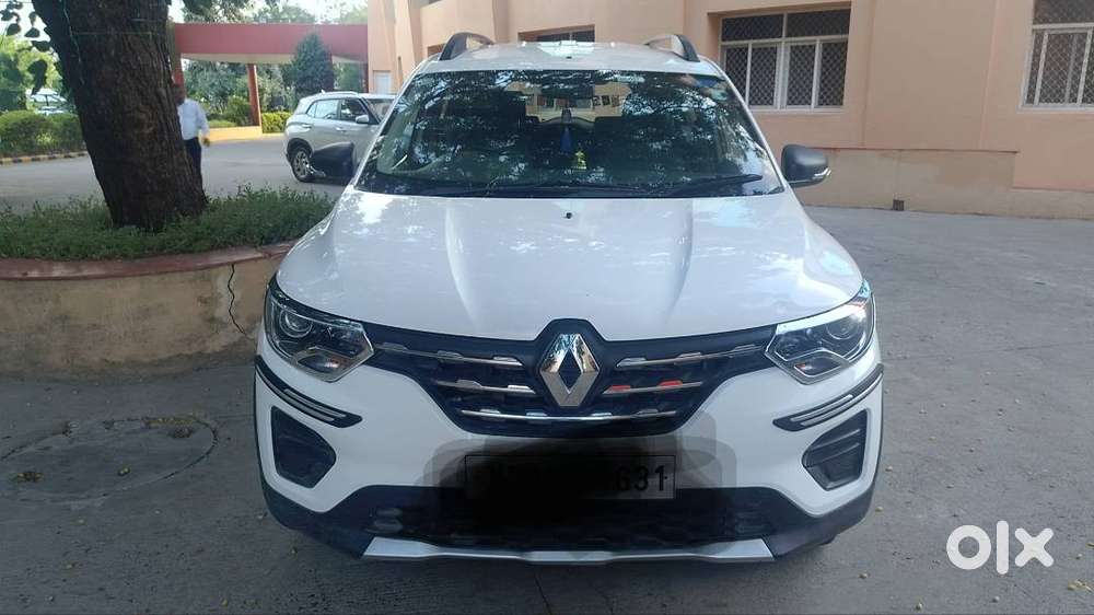 Ek Number Gadi Hai Na Kahin Chhutti Hai Na Kuchh Bhi Hai
