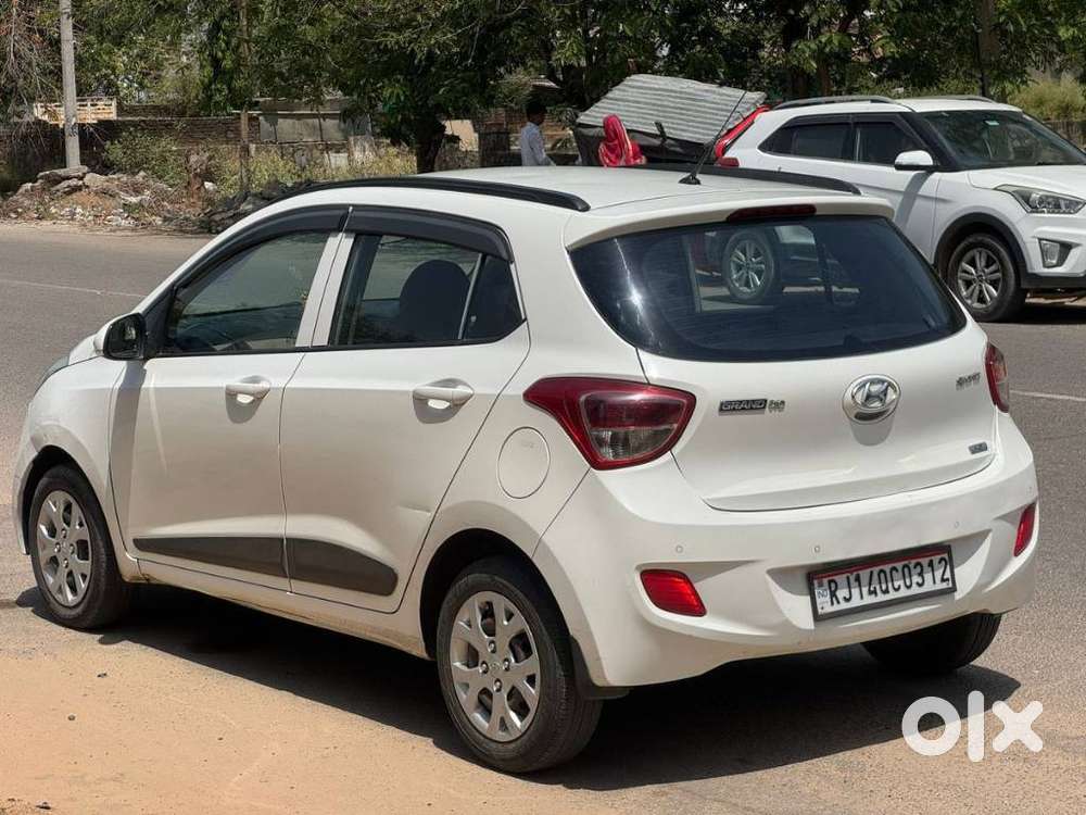Hyundai Grand I10 2016-2017 Sportz, 2016, Petrol