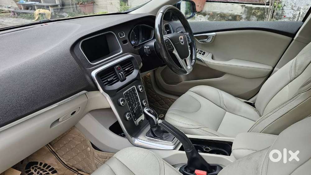 Volvo V40 Cross Country D3, 2016, Diesel