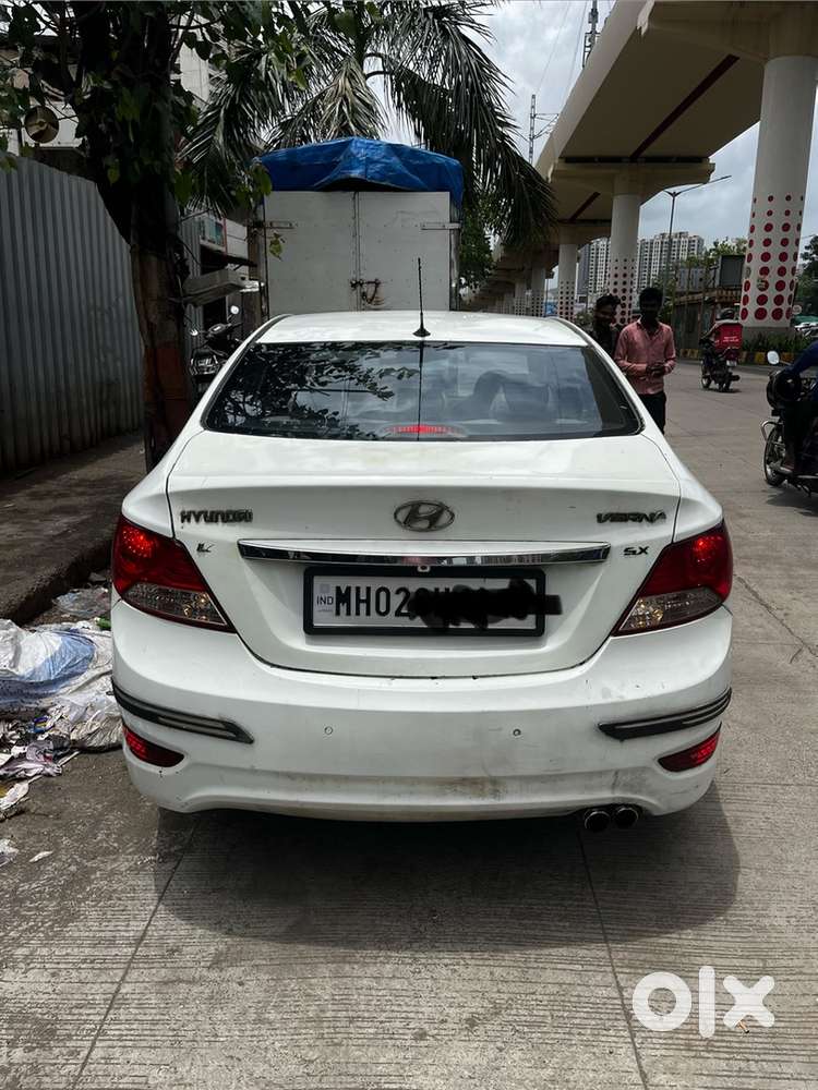 Hyundai Fluidic Verna 2011