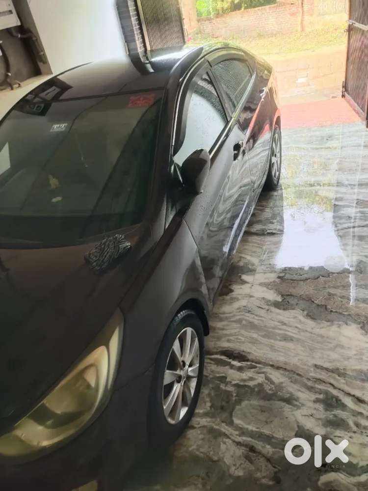 Hyundai Verna 1.6 2013
