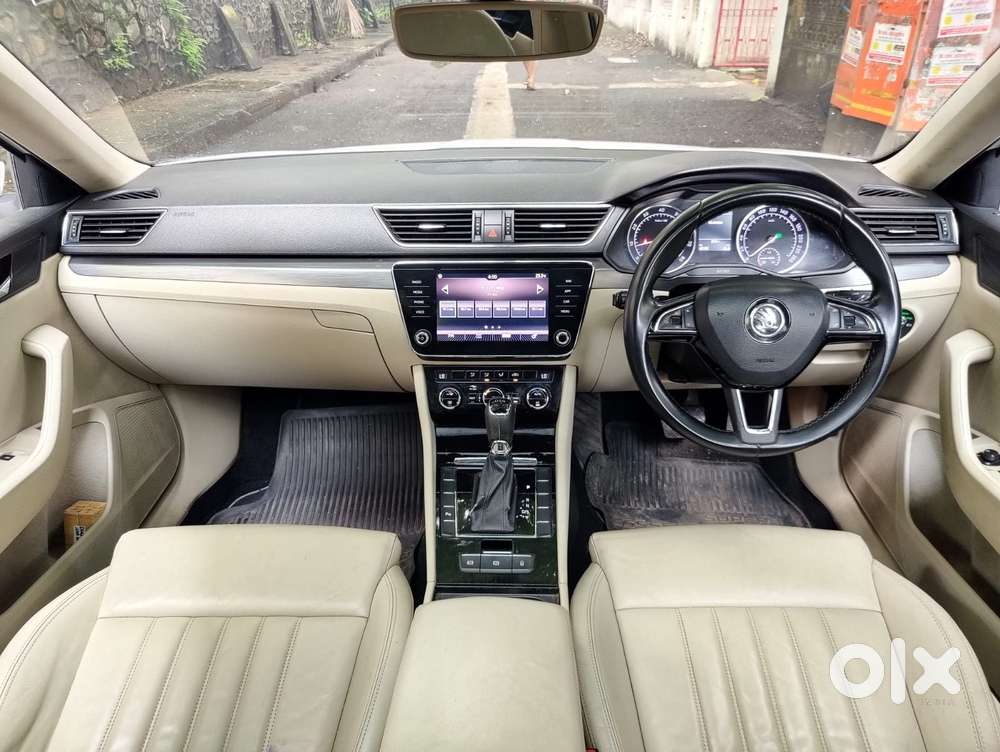 Skoda Superb Style 1.8 Tsi At, 2018, Petrol