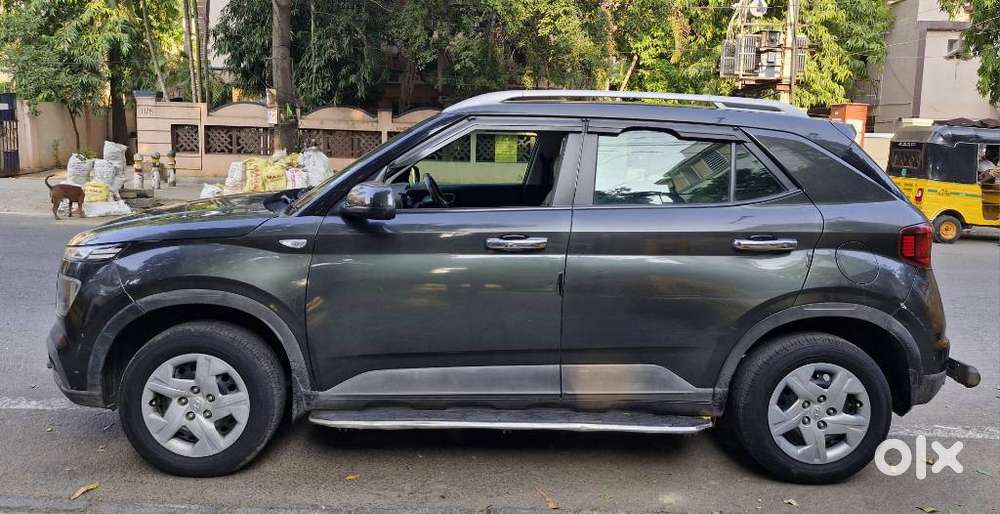 Hyundai Venue S 1.2 Petrol, 2021, Petrol