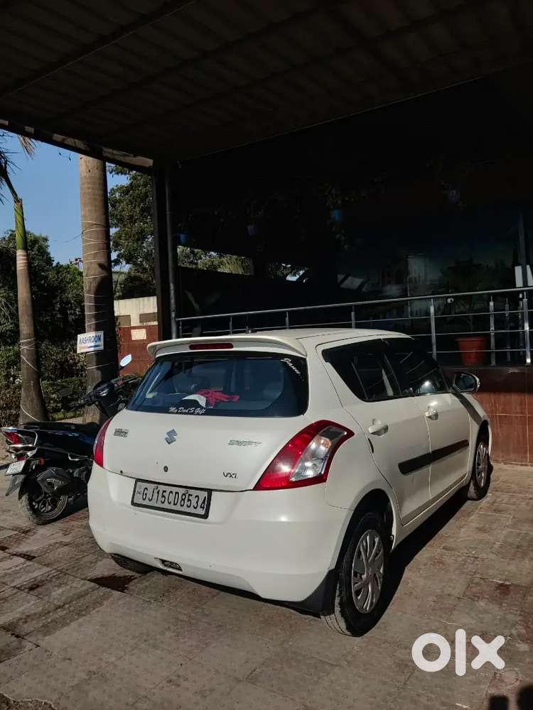 Maruti Suzuki Swift 2015 Petrol 63000 Km Driven