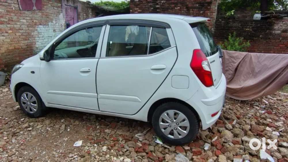 Hyundai I10 Sportz Petrol Manual 2011