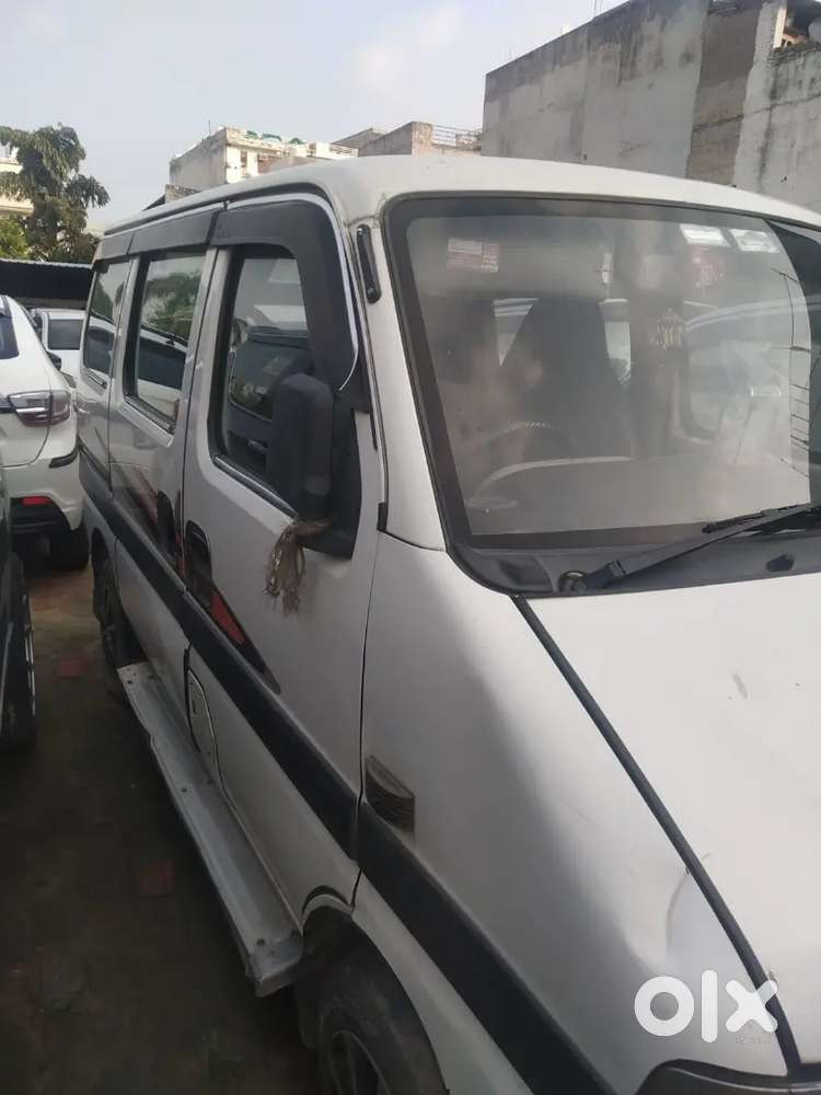 Maruti Suzuki Eeco 2017