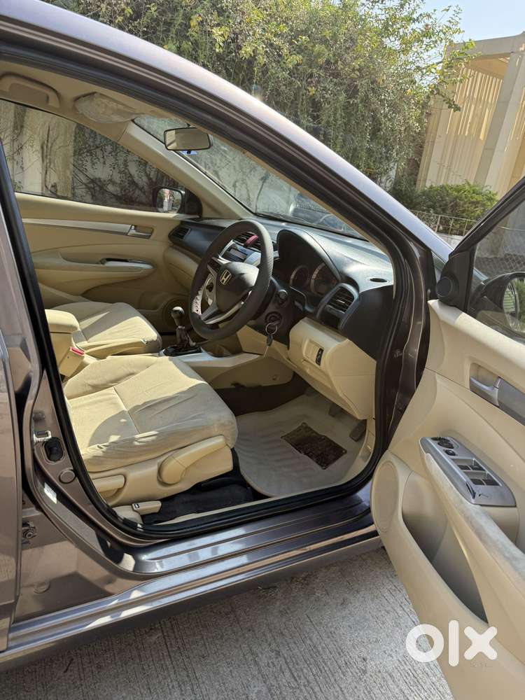 Honda City V Mt Exclusive, 2011, Petrol