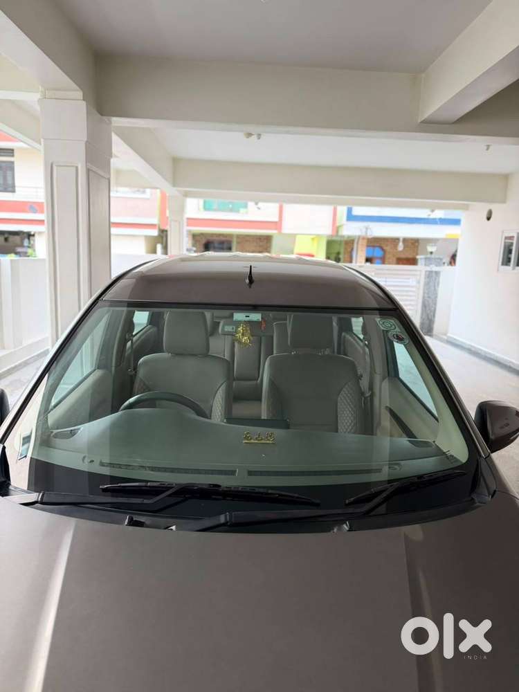 Maruti Suzuki Ertiga Zxi+ Petrol - Excellent Condition