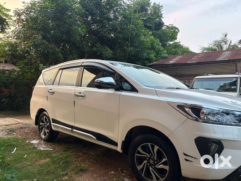 Toyota Innova Crysta Diesel 2021