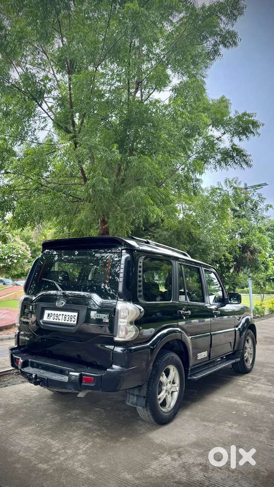 Mahindra Scorpio S10 Automatic 4x4