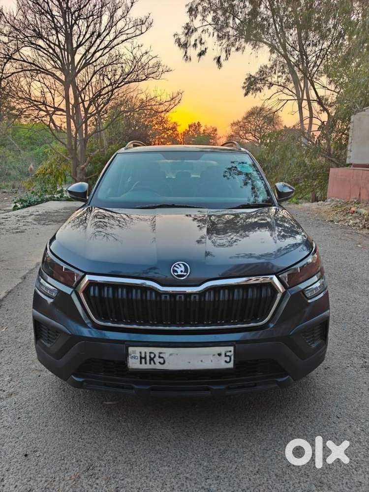 Skoda Kushaq 1.0 Tsi Active, 2022, Petrol