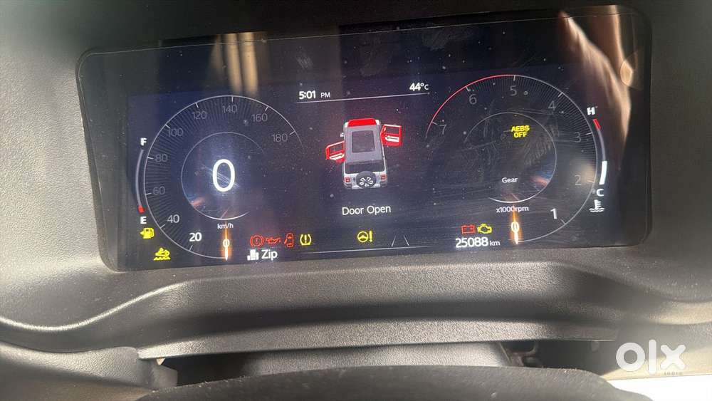 Mahindra Thar Roxx Ax7l Rwd Diesel, 2025, Diesel