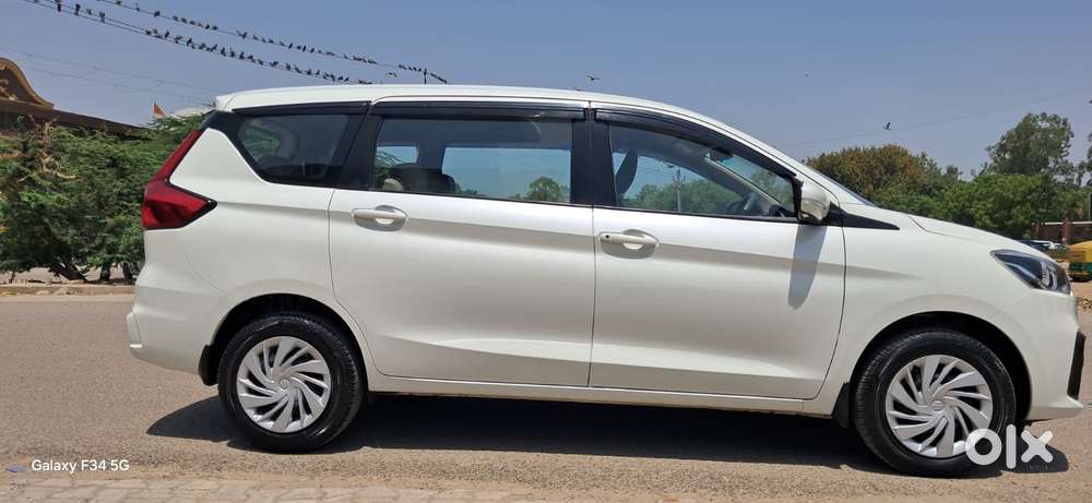 Maruti Suzuki Ertiga 1.5 Vxi, 2024, Petrol