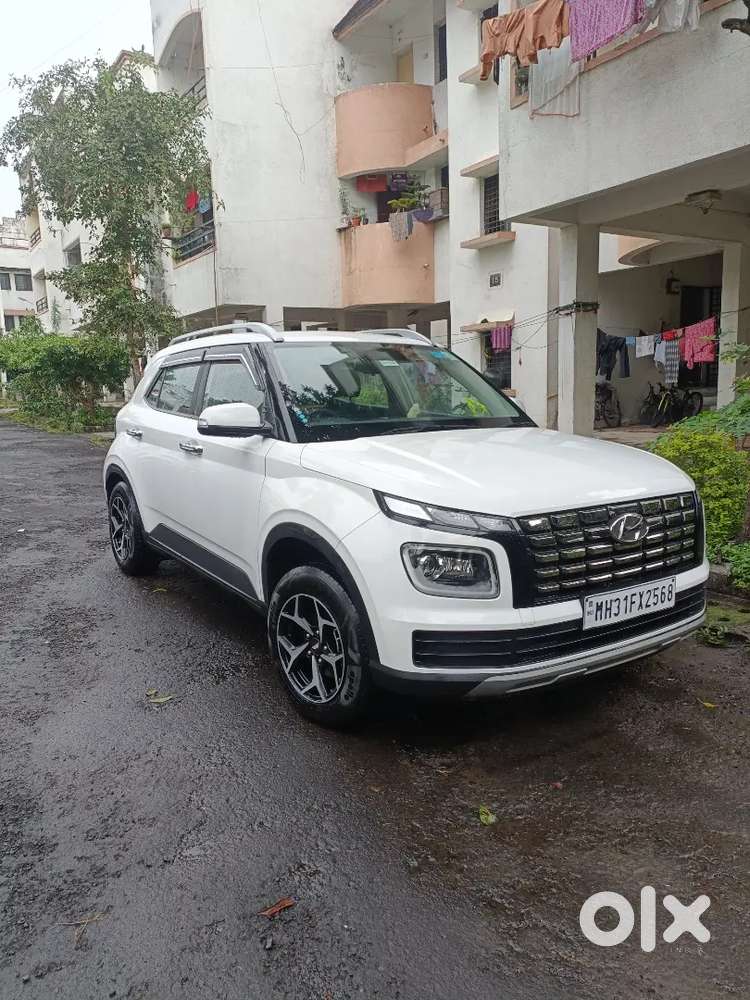 Hyundai Venue Petrol Sx 2023