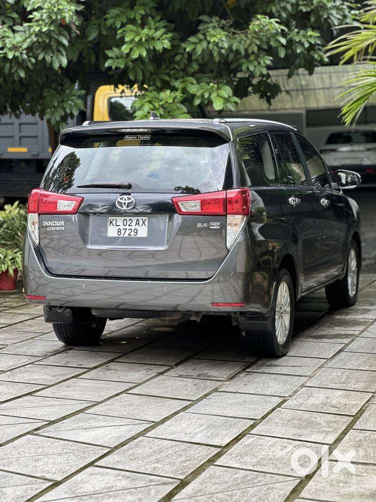 Toyota Innova Crysta 2.4 Z 7 Str, 2016, Diesel