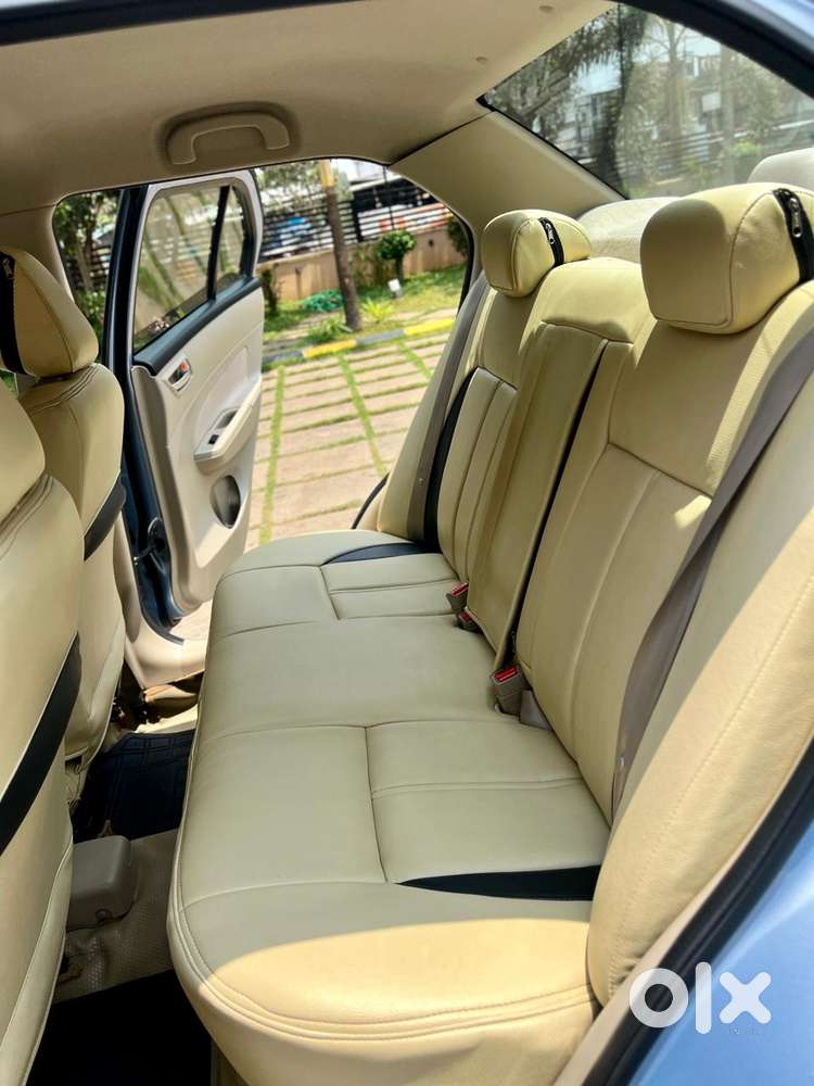 Maruti Suzuki Dzire 1.2 Zxi, 2015, Petrol