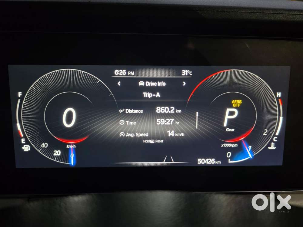 Mahindra Xuv700 2.2 Ax 7 Diesel At Luxury Pack Str, 2023, Petrol