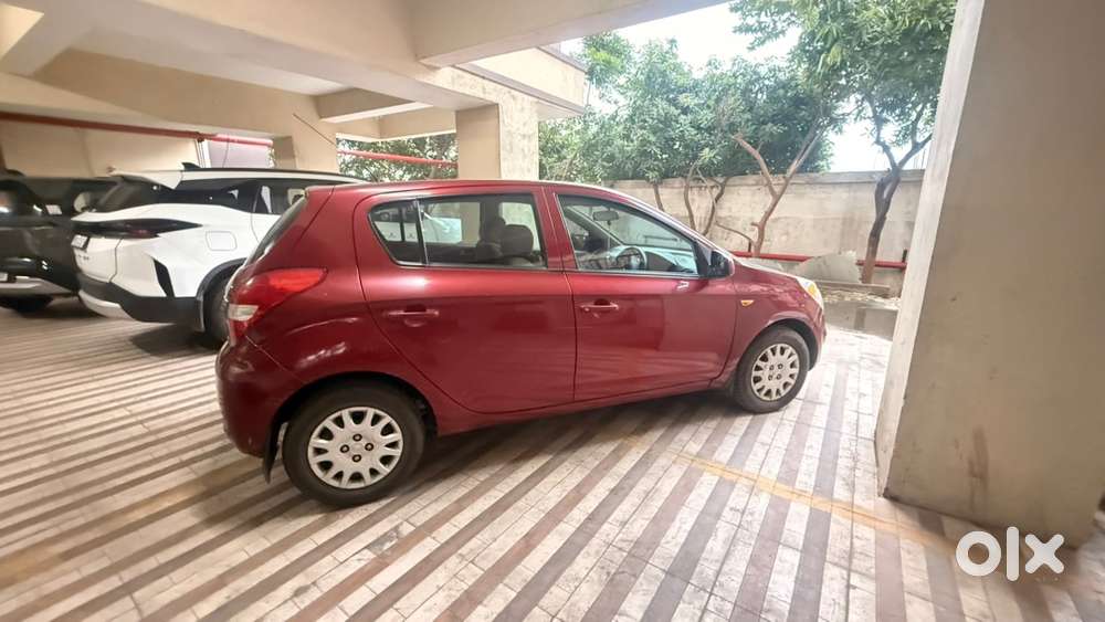 Hyundai I20 Magna Petrol 2011