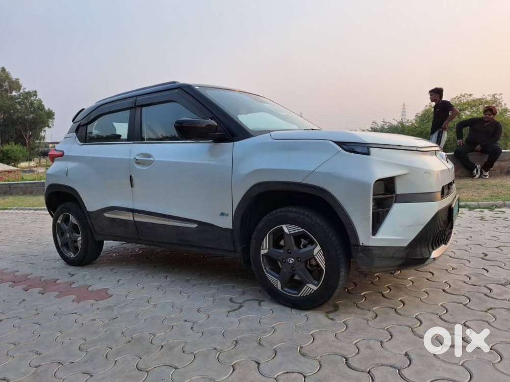 Tata Punch Ev Empowered Plus Lr, 2024, Electric