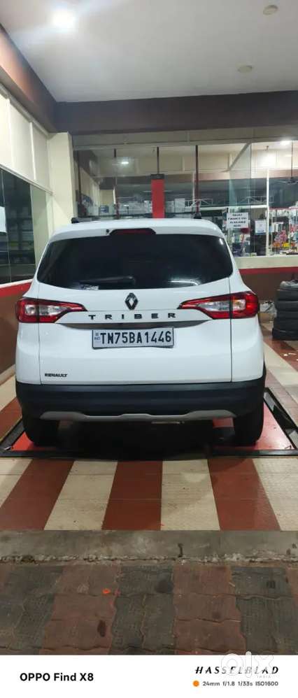 Renault Triber Rxt Amt 1.0l Ece (automatic)2024 Model Excellent