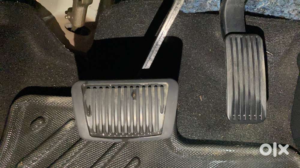 Kia Carens 1.4 Luxury Plus Dct 7 Str, 2022, Petrol