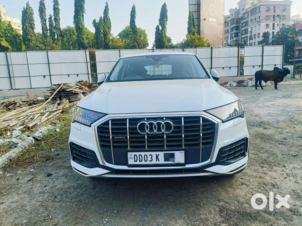 Audi Q7 2023 Petrol 12000 Km Driven Only