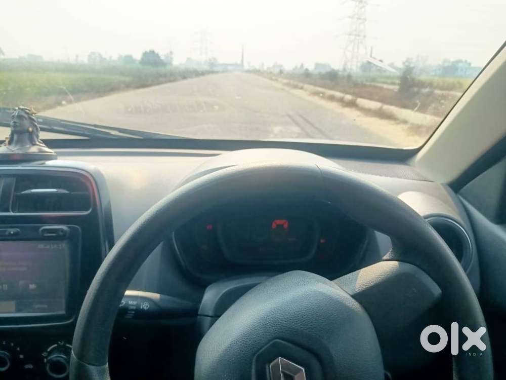 Kwid Rxt 4 Power Window , Good Canditian , Company Fitted Music System