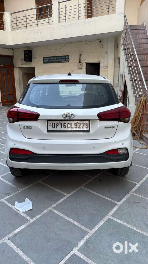 Hyundai Elite I20 Sportz (o) 1.2, 2020, Petrol