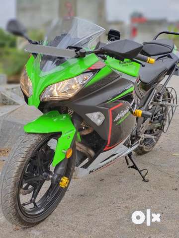 Ninja 300 bs6 online 2021