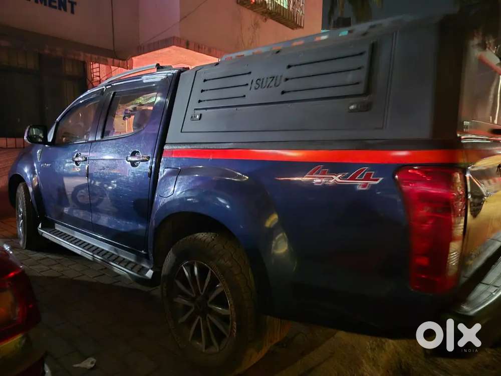 Isuzu D-max V-cross 2024 Diesel 80000 Km Driven