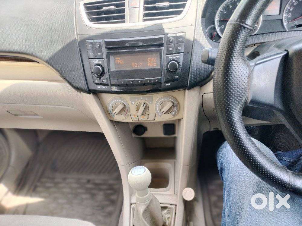 Maruti Suzuki Swift Dzire 1.2 Vxi Bsiv, 2015, Petrol