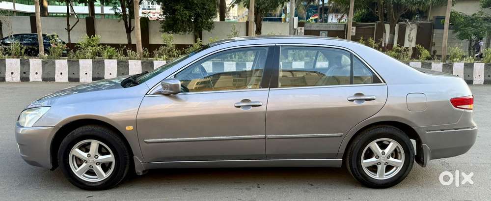 Honda Accord 2.4 Manual, 2004, Petrol