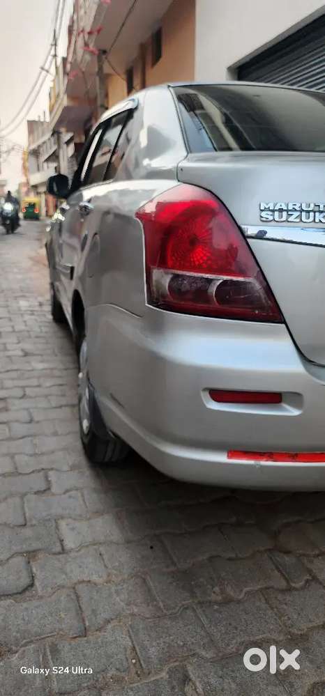 Maruti Suzuki Swift Dzire 2011 Petrol 75000 Km Driven
